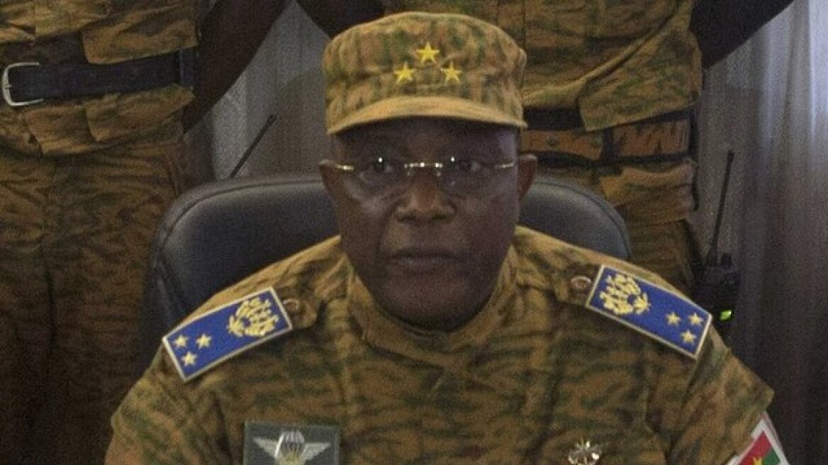 Στο «τιμόνι» της Μπουρκίνα Φάσο ο αντισυνταγματάρχης Ισαάκ Ζιντά